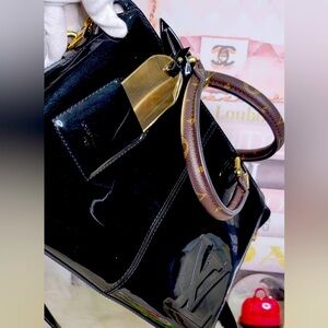 Louis Vuitton Handbag